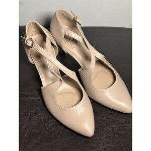 NATURALIZER OKIRA Beige Leather  Mary Jane Pumps Size 6.5 Wide